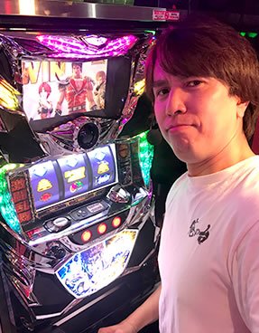 レビン　プロフィール