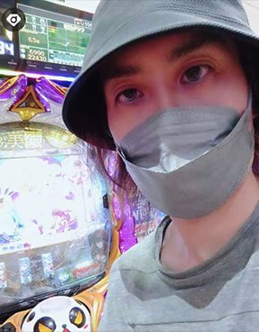 奏弥　プロフィール